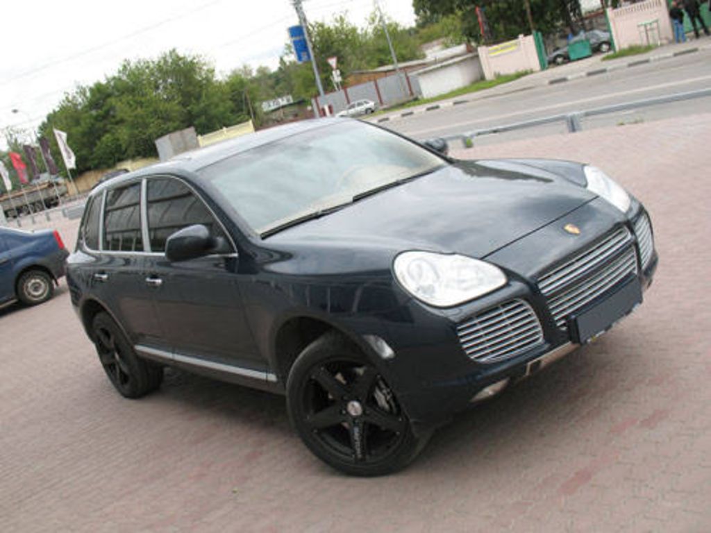 2003 Porsche Cayenne