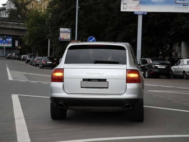 2003 Porsche Cayenne