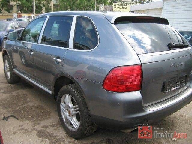 2003 Porsche Cayenne