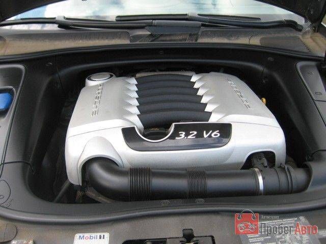 2003 Porsche Cayenne