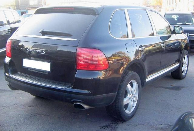 2003 Porsche Cayenne