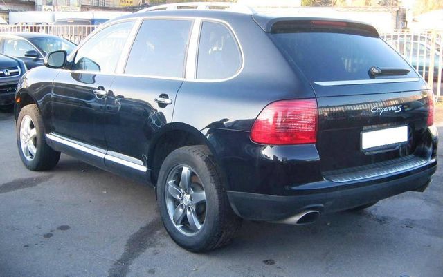 2003 Porsche Cayenne