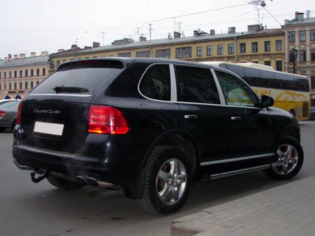 2003 Porsche Cayenne