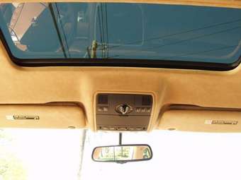 2003 Porsche Cayenne Pictures