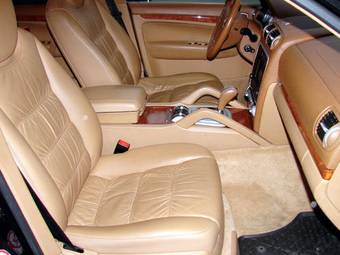 2003 Porsche Cayenne Images