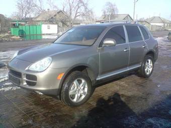 2003 Porsche Cayenne