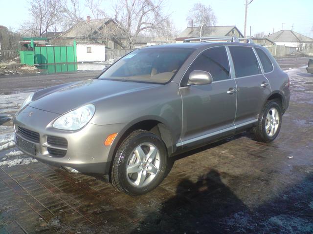 2003 Porsche Cayenne
