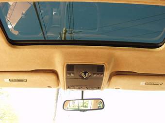 2003 Porsche Cayenne Pictures