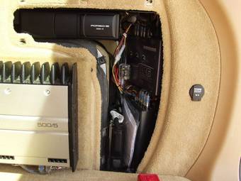 2003 Porsche Cayenne Photos