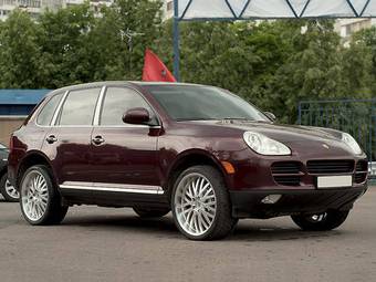2003 Porsche Cayenne Pictures