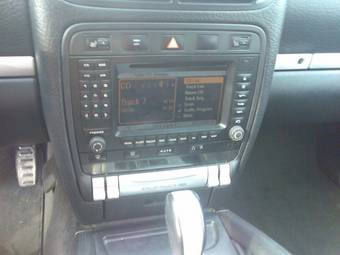 2003 Porsche Cayenne Pictures