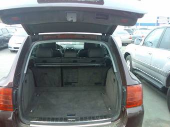 2003 Porsche Cayenne Pics
