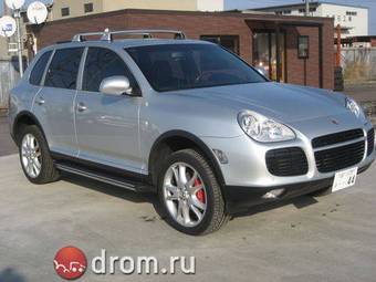 2003 Porsche Cayenne Images