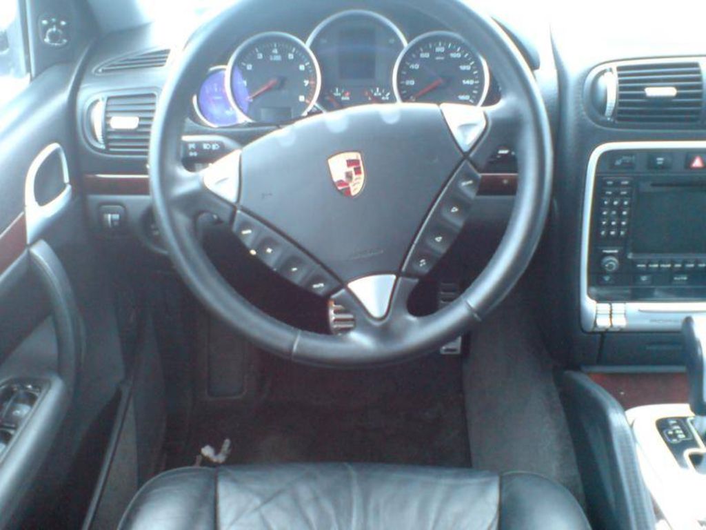 2004 Porsche Cayenne