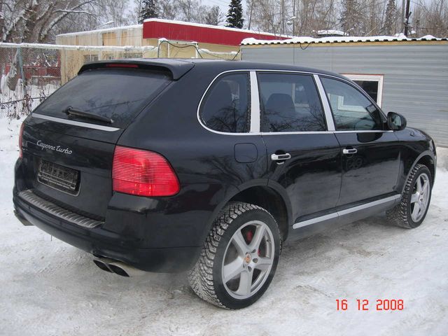 2004 Porsche Cayenne