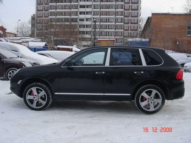 2004 Porsche Cayenne