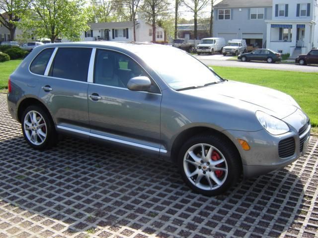 2004 Porsche Cayenne