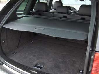 2004 Porsche Cayenne Pictures