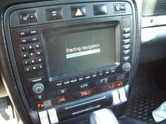 2004 Porsche Cayenne Pictures