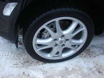 2004 Porsche Cayenne Photos