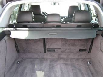 2004 Porsche Cayenne Photos