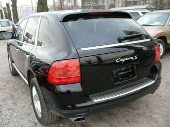 2004 Porsche Cayenne Pics