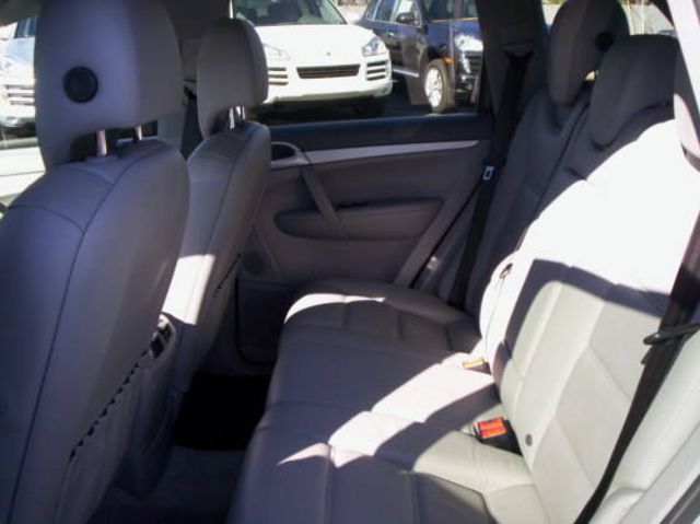 2005 Porsche Cayenne