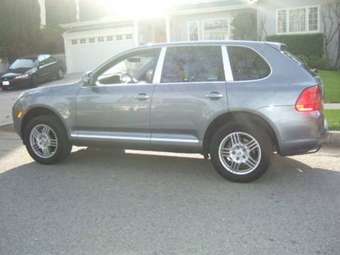 2005 Porsche Cayenne Pics