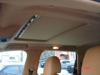 2005 Porsche Cayenne Pictures