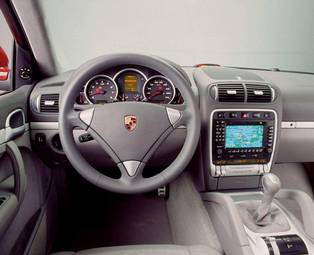 2005 Porsche Cayenne Photos