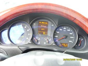 2005 Porsche Cayenne Photos