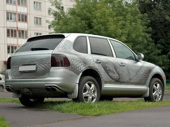 2005 Porsche Cayenne Pictures