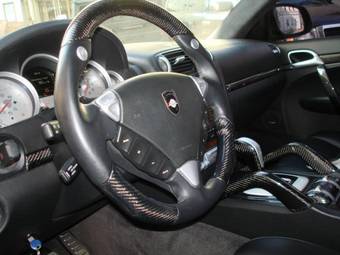 2005 Porsche Cayenne Photos