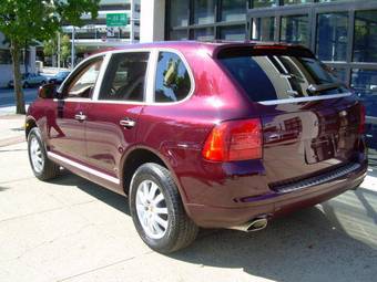 2005 Porsche Cayenne Pictures
