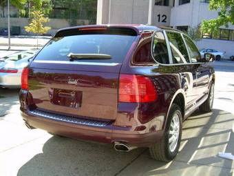 2005 Porsche Cayenne Pics