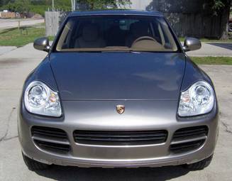 2005 Porsche Cayenne Photos