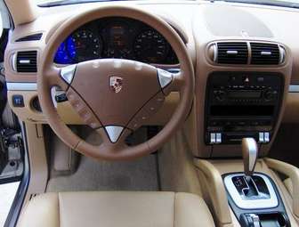 2006 Porsche Cayenne Pics