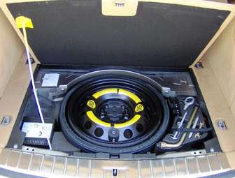 2006 Porsche Cayenne Photos