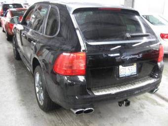 2006 Porsche Cayenne Pictures
