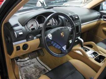 2006 Porsche Cayenne Photos