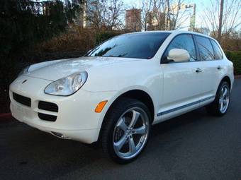 2006 Porsche Cayenne Pictures