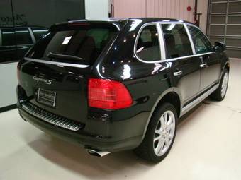 2006 Porsche Cayenne Pictures
