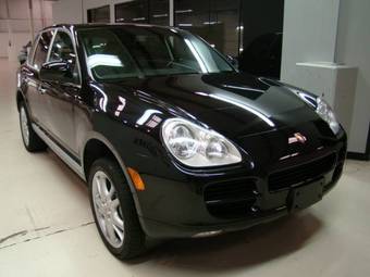 2006 Porsche Cayenne Pictures