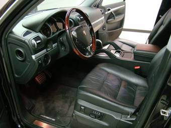 2006 Porsche Cayenne Pictures