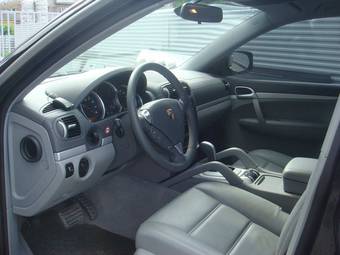 2007 Porsche Cayenne Photos