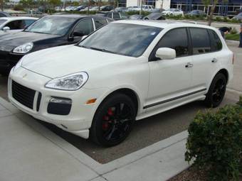 2008 Porsche Cayenne Photos