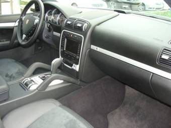 2008 Porsche Cayenne Pictures