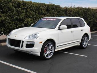 2008 Porsche Cayenne Pictures