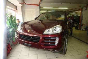 2008 Porsche Cayenne Photos