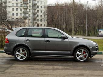 2008 Porsche Cayenne Pics